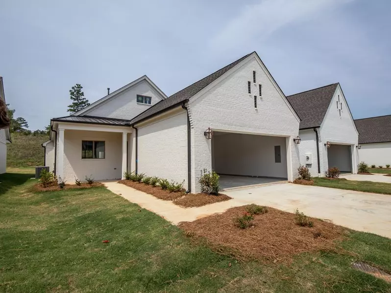 437 South Grove Drive, Oxford, MS 38655