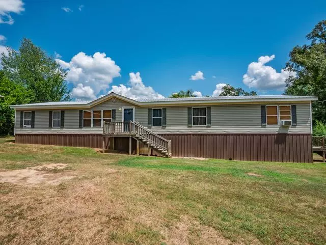 1376 Crouch Road, Batesville, MS 38606