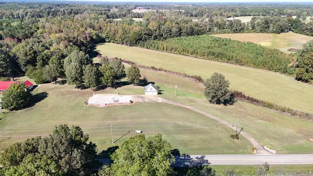 1201 Gaston Road, Other, MS 38829