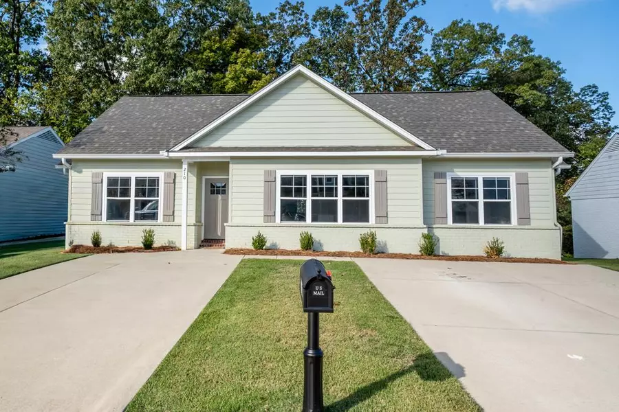 210 Sweet Bay Drive, Oxford, MS 38655