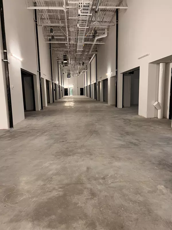 Richmond, BC V6X 2P8,4899 Vanguard RD #A312