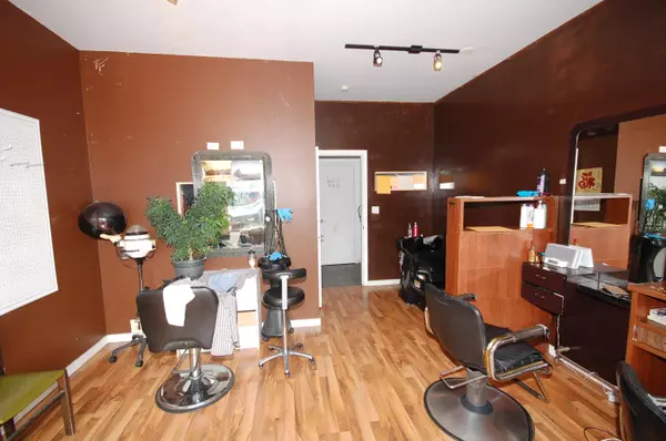 Vancouver, BC V5M 3H8,1764 Renfrew ST