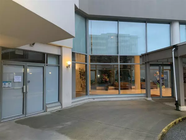 Richmond, BC V6X 1B9,8240 Lansdowne RD #115