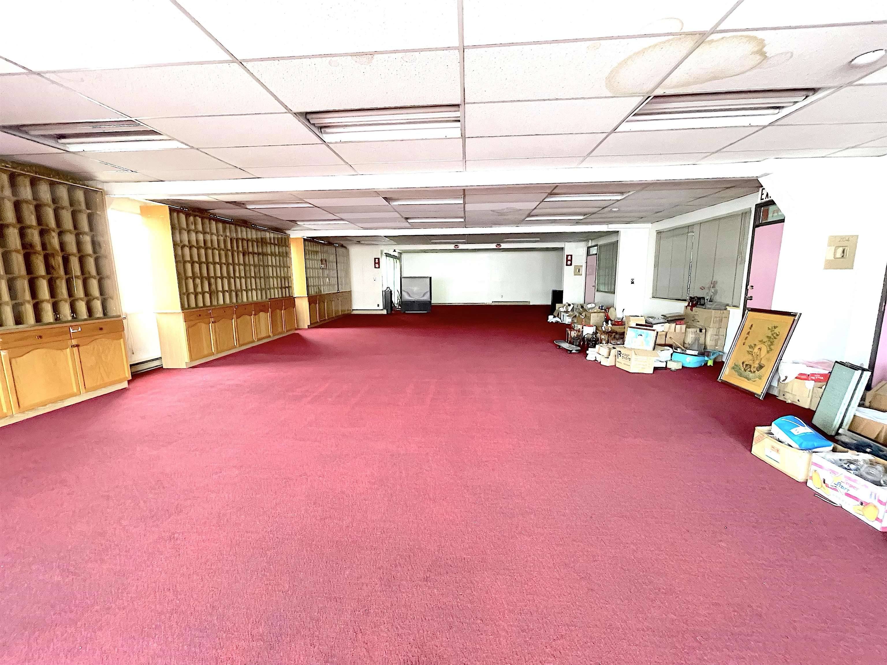 406 E Hastings ST Vancouver, BC V6A 1P7