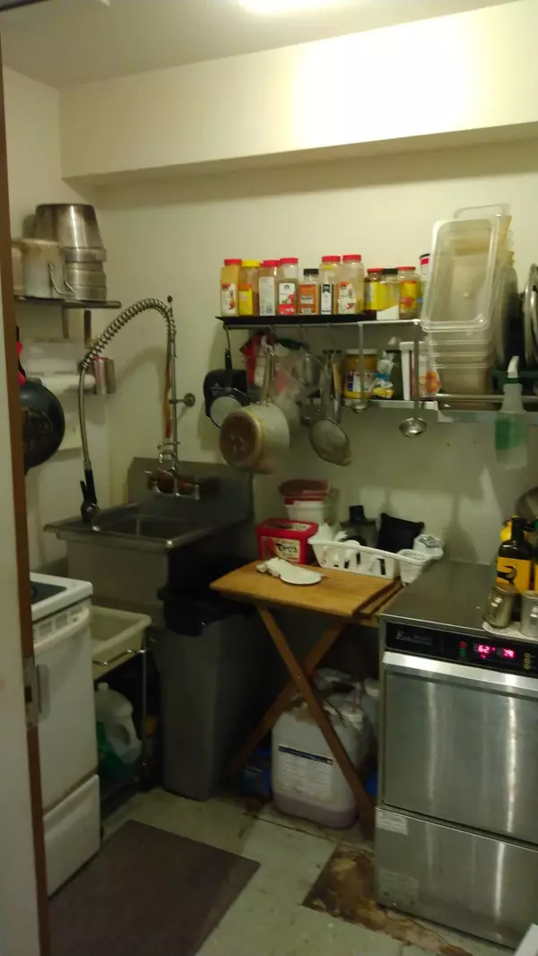 Richmond, BC V6V 2W3,20800 Westminster HWY #2118