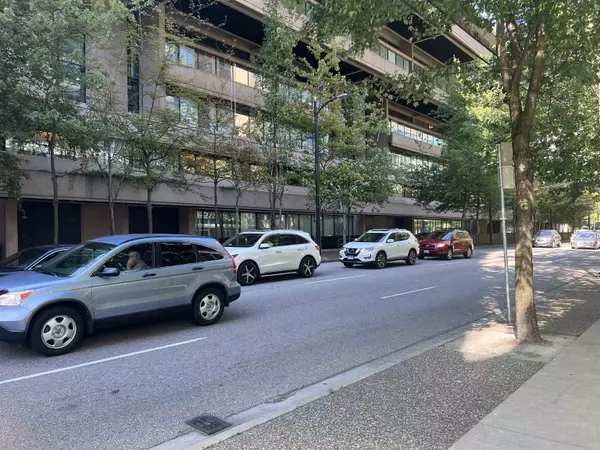 Vancouver, BC V6Z 1N9,938 Howe ST #406