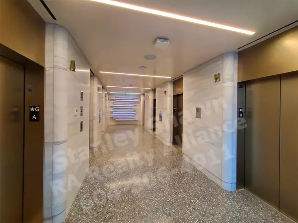 Vancouver, BC V6C 1S9,320 Granville ST #650