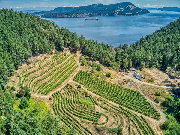 Pender Island, BC V0N 2M1,6621 Harbour Hill DR