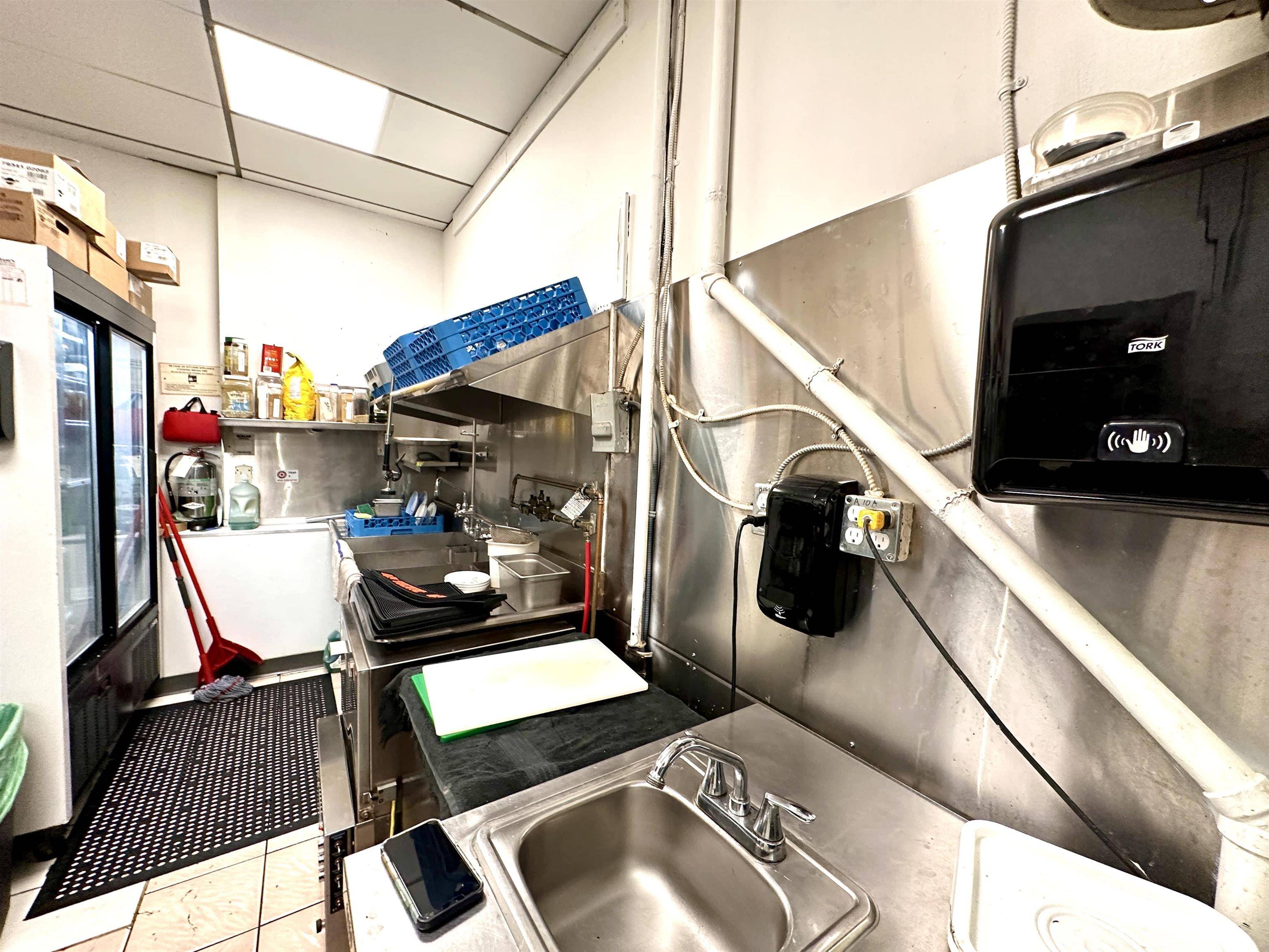 833 Denman ST Vancouver, BC V6G 2L7