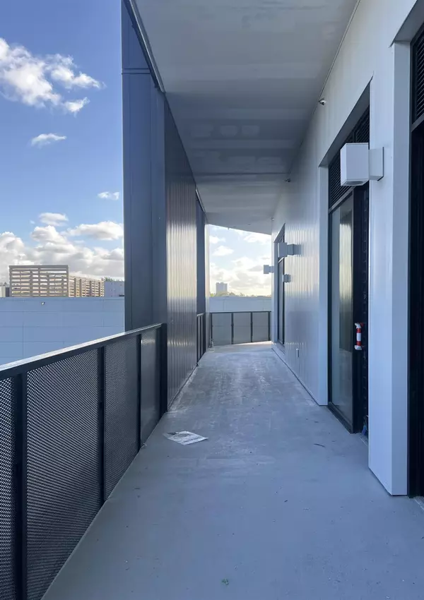 8188 Manitoba ST #332, Vancouver, BC V5X 4L8