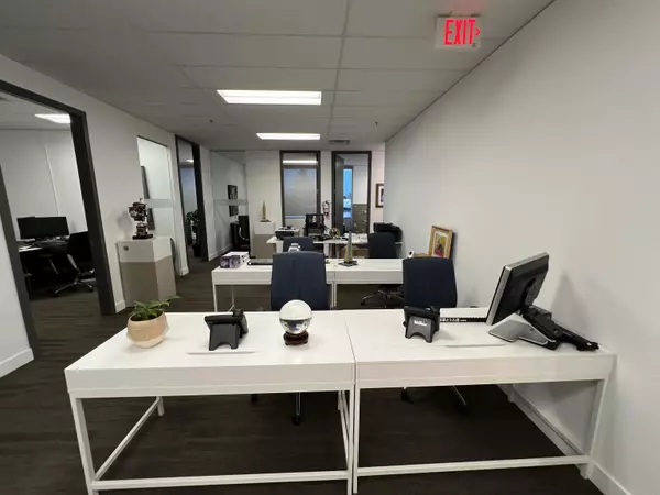 Richmond, BC V6V 0A3,13888 Wireless WAY #200