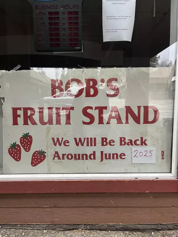 3711 Delbrook AVE #104, North Vancouver, BC V7N 3Z4