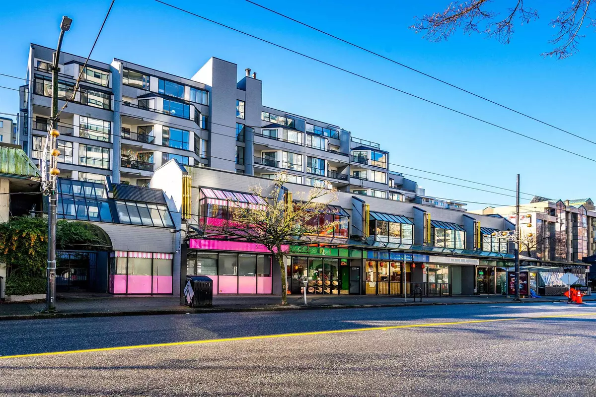 Vancouver, BC V6E 1C1,1274 Robson ST