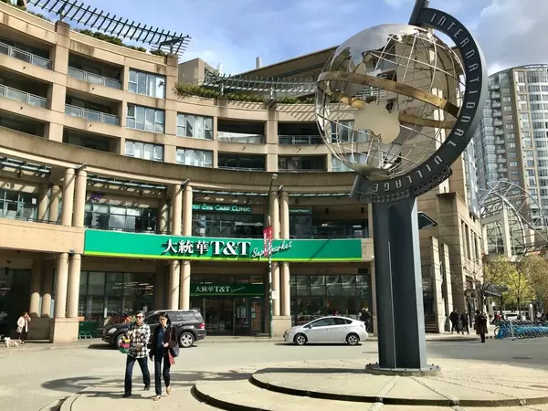 Vancouver, BC V6B 6N9,88 W Pender ST #2023