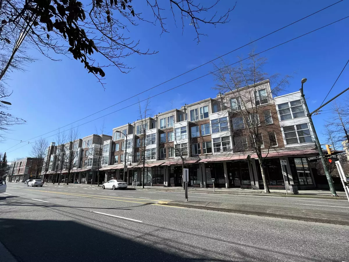 Vancouver, BC V6J 3Y5,2705 Arbutus ST