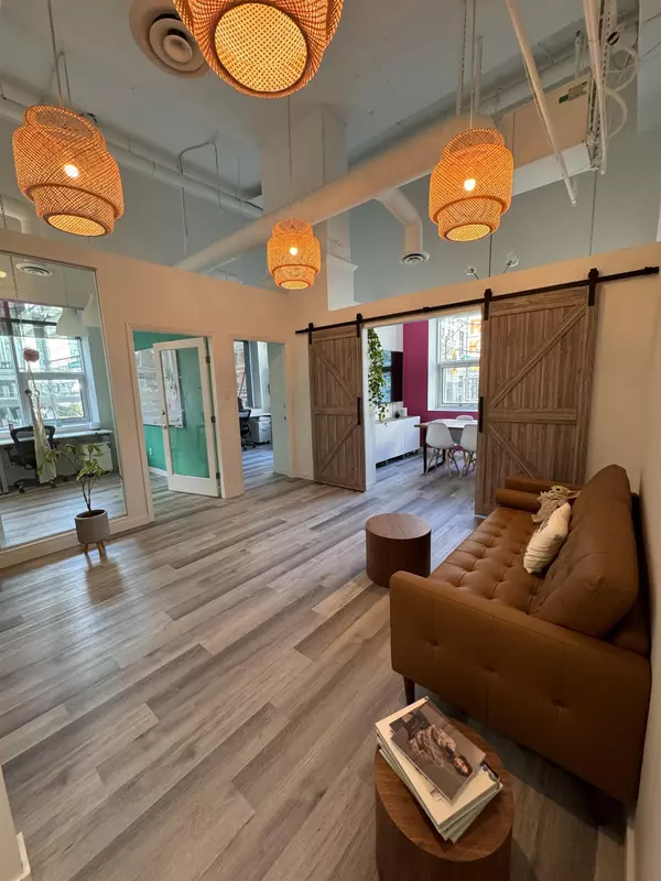 515 W Pender ST #240, Vancouver, BC V6B 1V5