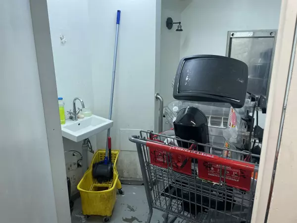 Vancouver, BC V6A 1N4,142 E Hastings ST