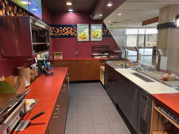 Vancouver, BC V6E 3P2,1055 W Georgia ST #216