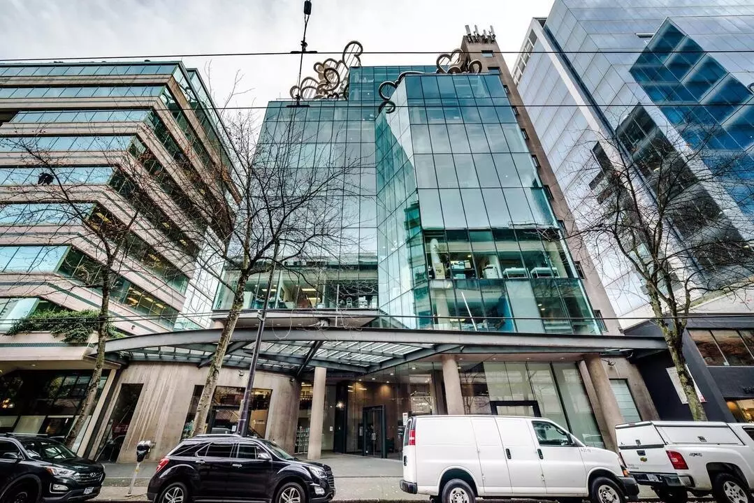 Vancouver, BC V6Z 1N9,938 Howe ST #517