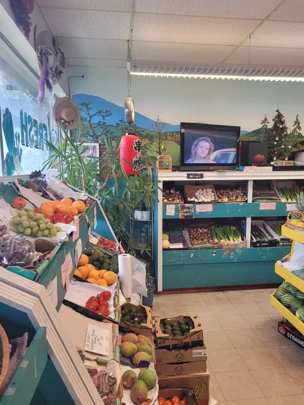 White Rock, BC V4B 3Y9,1257 Johnston ST