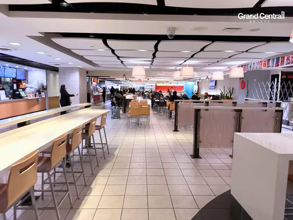 Vancouver, BC V6B 4N4,555 W Hastings ST #14