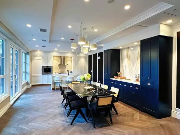 Vancouver, BC V6M 3V8,2094 W 47th AVE