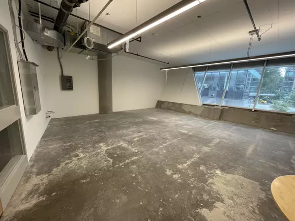 Vancouver, BC V6Z 1W2,1281 Hornby ST #308