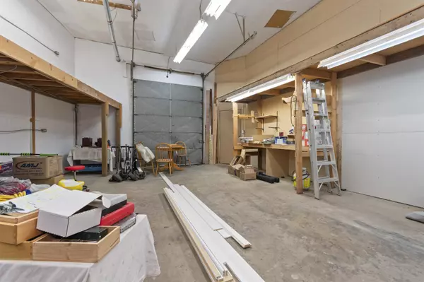 45831 Railway AVE Chilliwack, BC V2P 1L4