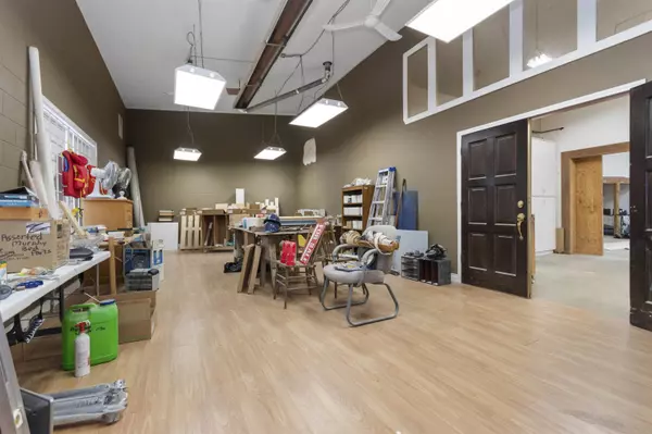 45831 Railway AVE Chilliwack, BC V2P 1L4