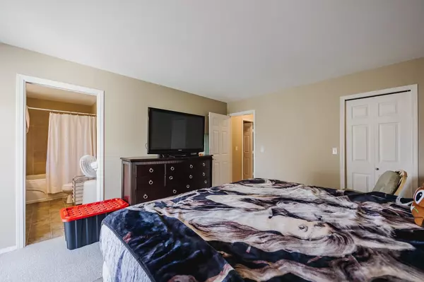 45821 Thomas RD #1 & 2 Chilliwack, BC V2R 4C7