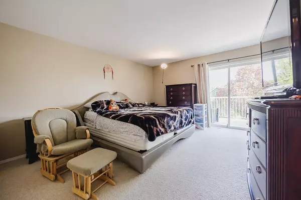 45821 Thomas RD #1 & 2 Chilliwack, BC V2R 4C7