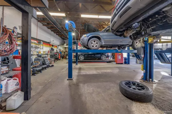 North Vancouver, BC,Address not disclosed