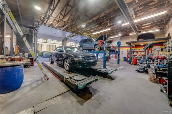 North Vancouver, BC,Address not disclosed