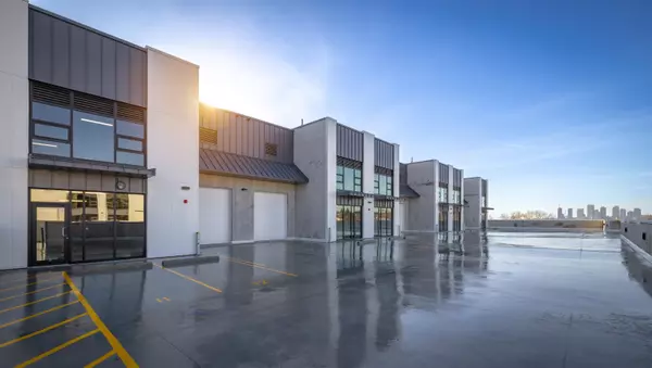 Vancouver, BC V5X 2V4,8210 Ross ST #140