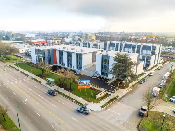 8220 Ross ST #320 Vancouver, BC V5X 2V4