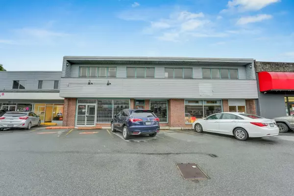 5651 Cowrie ST #Unit B Sechelt, BC V0N 3A0