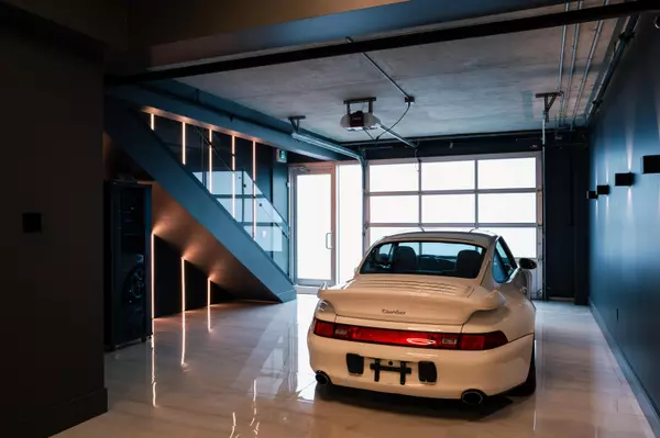 Richmond, BC V6V 0A3,13880 Wireless WAY #136