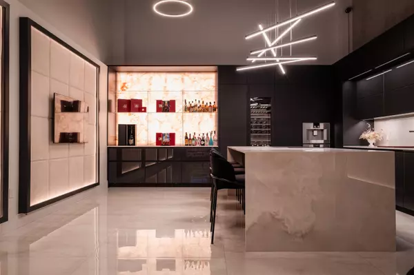 13880 Wireless WAY #136 Richmond, BC V6V 0A3