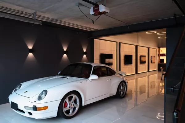 Richmond, BC V6V 0A3,13880 Wireless WAY #136