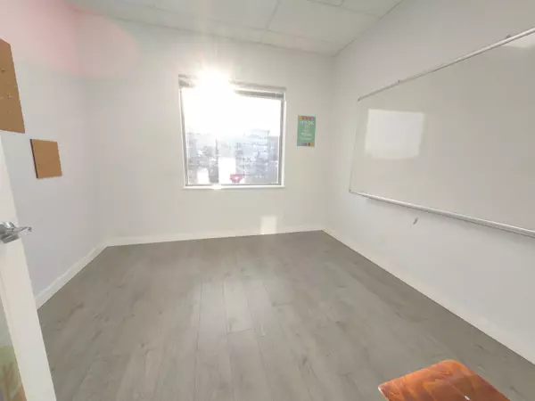 Richmond, BC V6X 3X9,8181 Cambie RD #6610