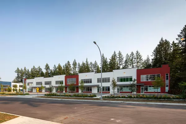 19476 34a AVE #105-106 Surrey, BC V3S 0L5