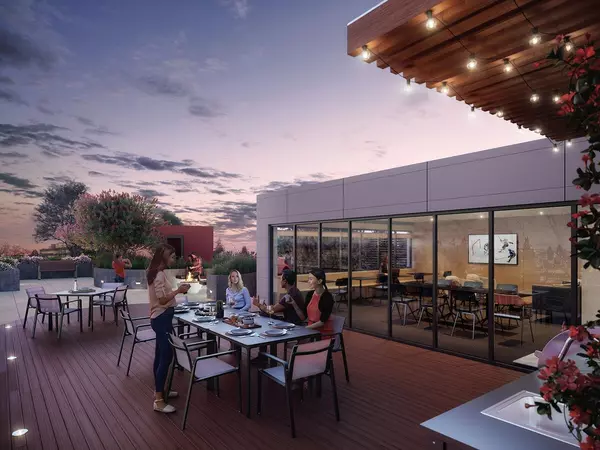 Vancouver, BC V5Y 2Z7,125 W 49th AVE #CRU-1