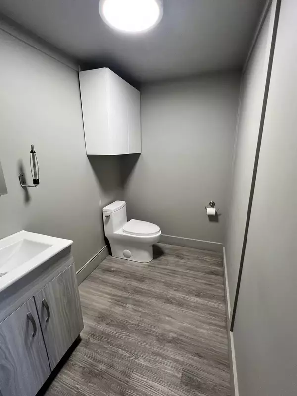 Vancouver, BC V6P 3V9,8855 Laurel ST #104