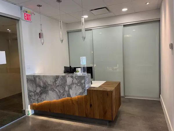 North Vancouver, BC V7H 2M9,197 Forester ST #309