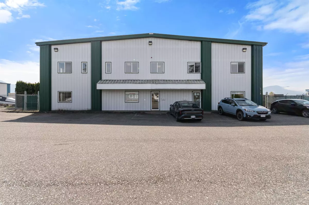 Chilliwack, BC V2P 1A5,46190 Airport RD #B