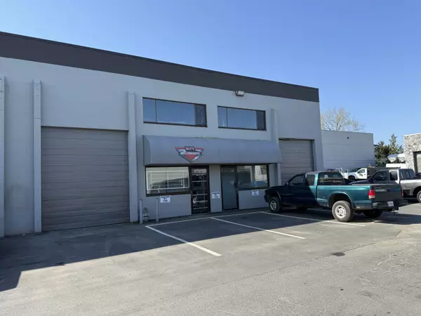 5327 192 ST #10, Surrey, BC V3S 8E5