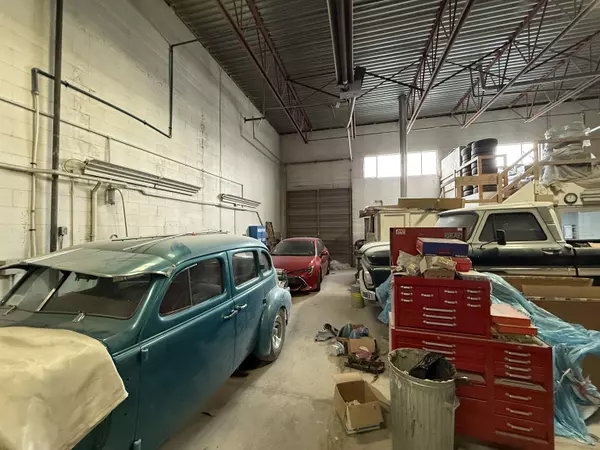 Surrey, BC V3S 8E5,5327 192 ST #10