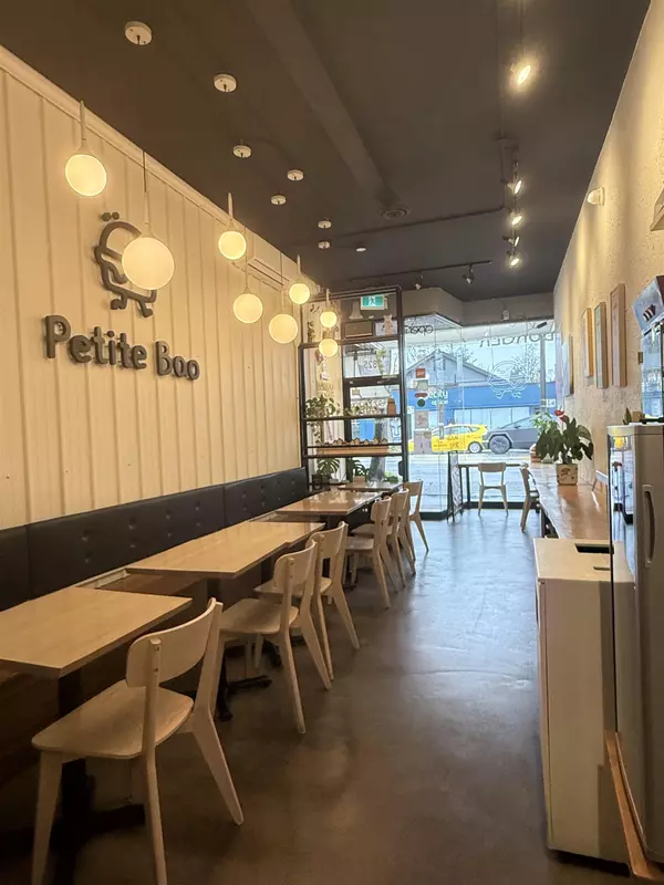 Vancouver, BC V6K 2G6,2825 W Broadway