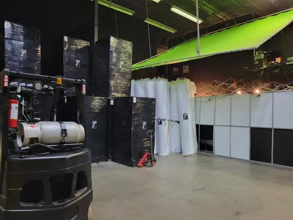 North Vancouver, BC V7H 1T9,144 Riverside DR