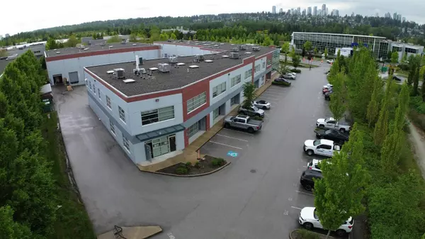 Burnaby, BC V5J 0H1,5108 North Fraser WAY #213